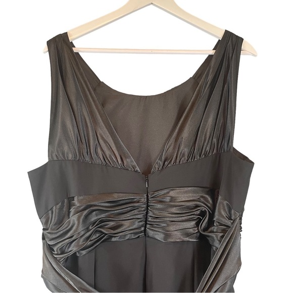 Chiffon Charmeuse Formal Halter Gown F12732 Bride's Maid Dress Black Size 20 - Picture 5 of 7